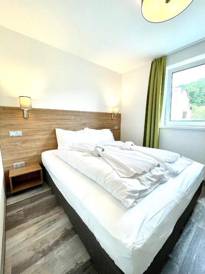 Motel Xl Lounge Traisen Luaran gambar