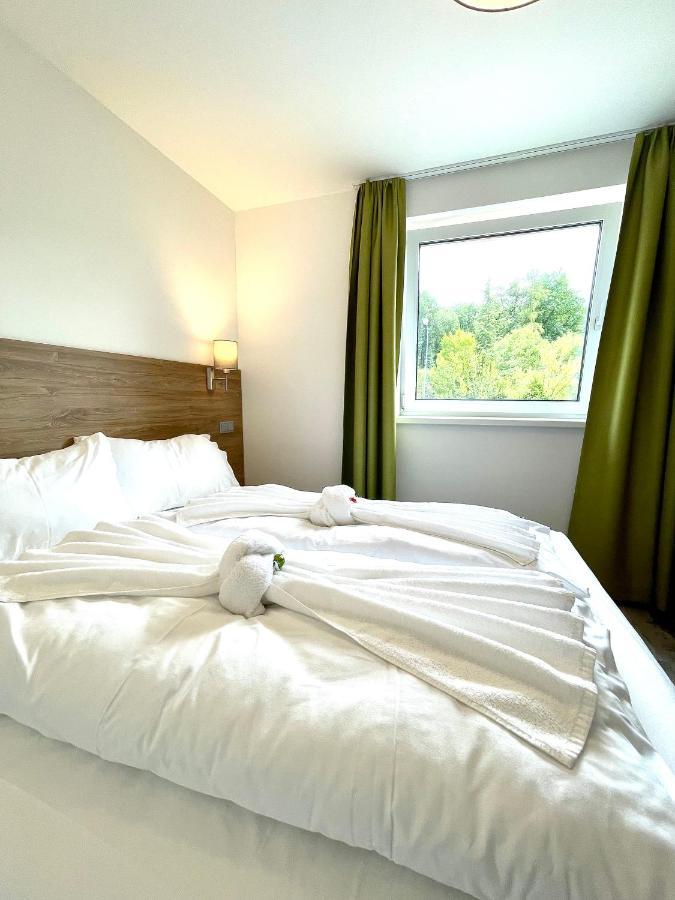 Motel Xl Lounge Traisen Luaran gambar